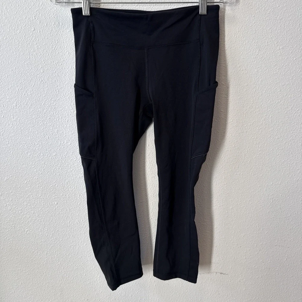 Lululemon Speed Up Crop Black Size 6 Side Pockets‎ Luxtreme Tight